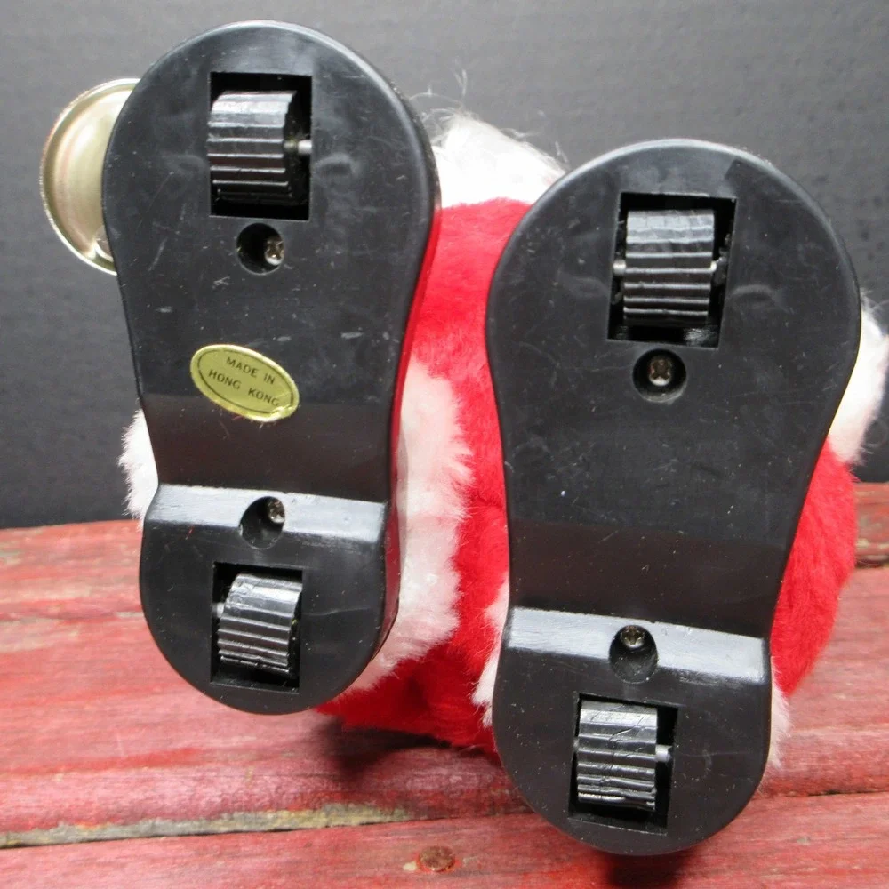 Vintage Walking Electronic Santa Claus Figurine Rings Bell Plays 3 Songs w/ Box